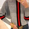 Vetements Azzlee Pulls Et Cardigans | Col Rond Manches Longues Boston Rouge Raye Gris Chandail Grise